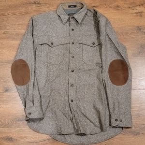 Button-down L/S Pendleton shirt w/elbow patches, Sz M